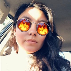 Meet your Posher, Jenny